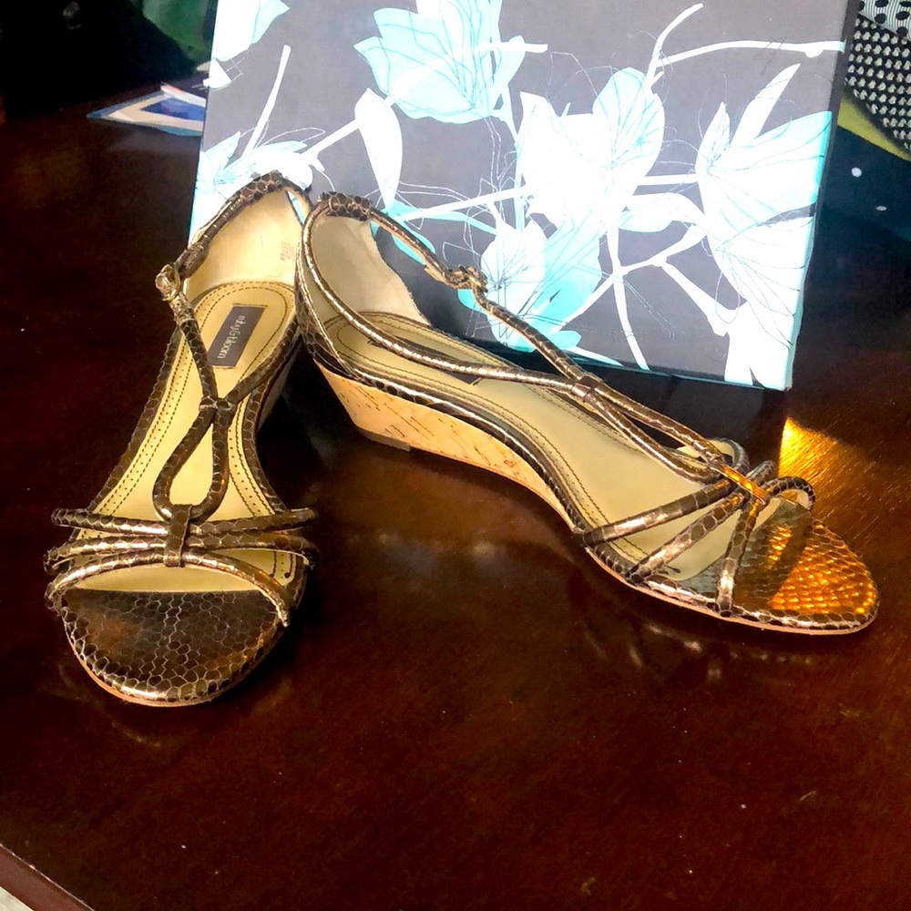 Ruby & Bloom size 8 bronze wedge sandal